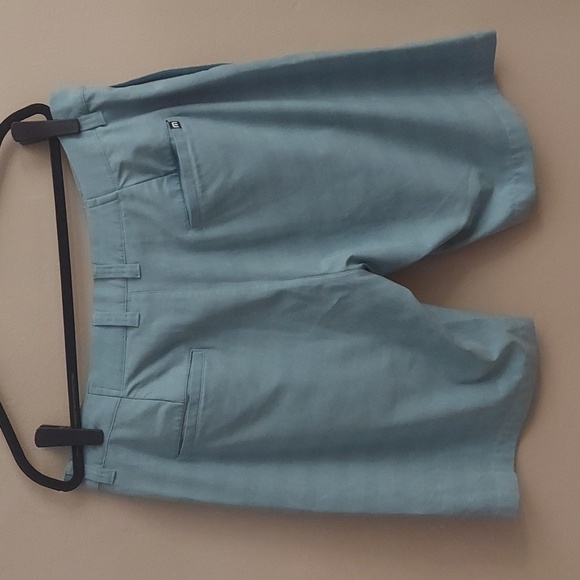 TRAVIS MATHEW Lake Powell Golf Shorts - Picture 11 of 16